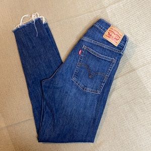 Levi Wedgie Skinny Jeans